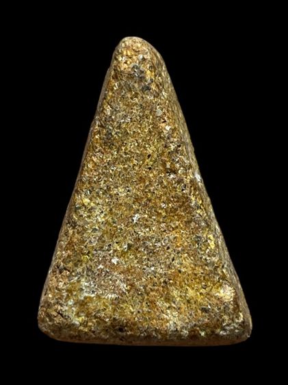 พระนางพญา พิมพ์เข่าโค้ง รูปที่ 2