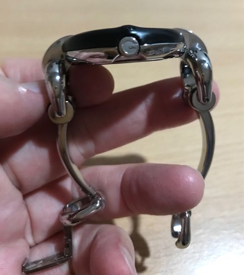 Gucci Bamboo สภาพดี quartz ใช้งานดี ปกติ รูปที่ 6