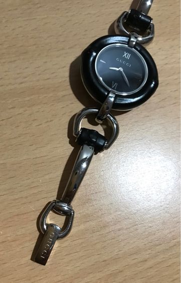 Gucci Bamboo สภาพดี quartz ใช้งานดี ปกติ รูปที่ 10