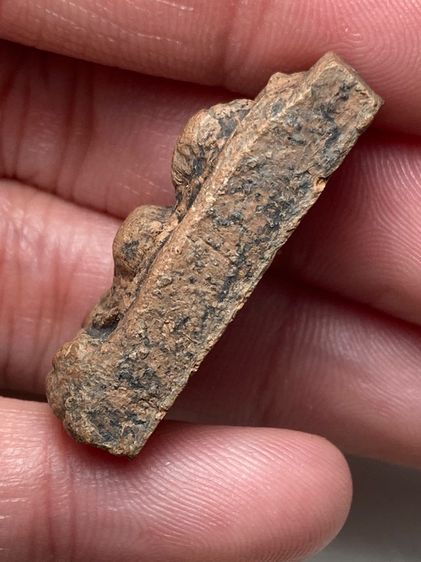 พระปางมารวิชัยเนื้อดิน รูปที่ 4