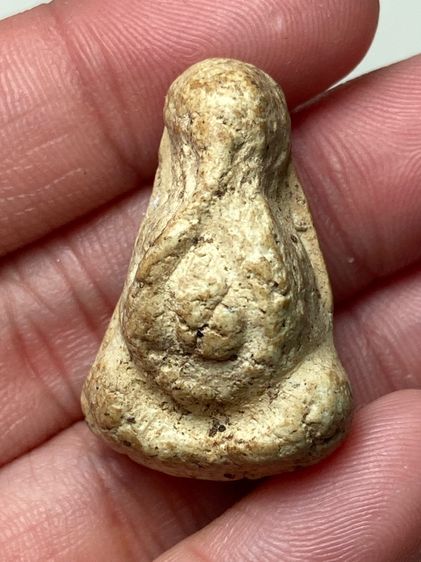 พระปิดตาพุงโตเนื้อผง