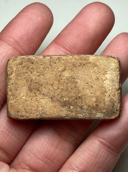 พระปางนอนเนื้อผง รูปที่ 2