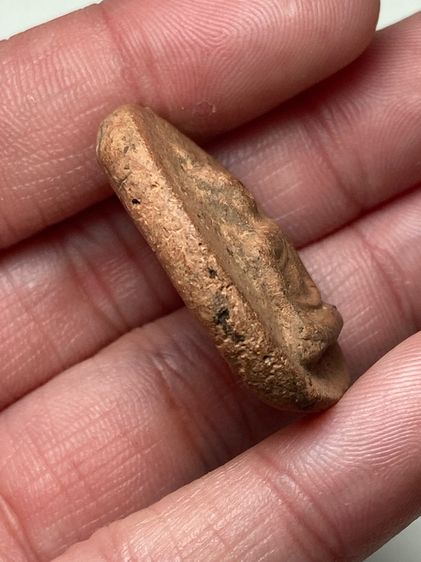 พระปางมารวิชัยเนื้อดิน รูปที่ 3