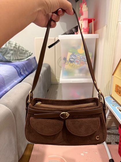 กระเป๋า Cozii รุ่น Alice Suede สี Dark Brown