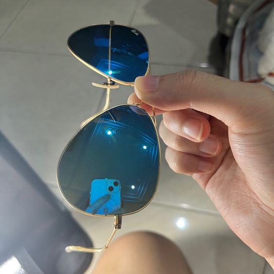 แว่นกันแดด Ray-Ban Aviator เลนส์ปรอทสีฟ้า รูปที่ 8