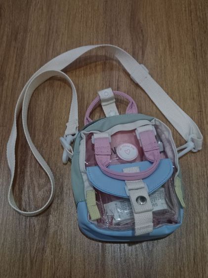 กระเป๋าสะพายข้าง