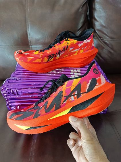 รองเท้าวิ่ง Bmai Carbon Fly 2