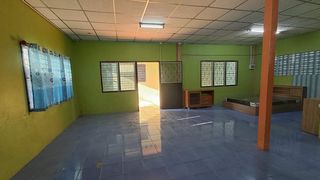 บ้าน 2 หลังบางน้ำเปรี้ยวให้เช่ารายเดือนราคาเพียง 5,000 บาทต่อเดือน 