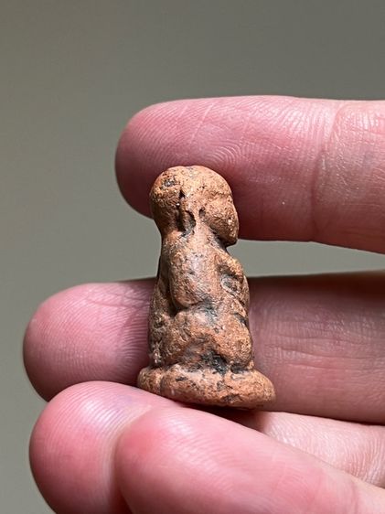 หลวงพ่อเงินเนื้อดิน รูปที่ 4