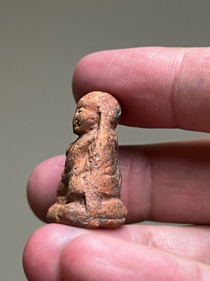 หลวงพ่อเงินเนื้อดิน รูปที่ 3