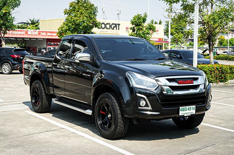 Isuzu D-MAX 2016 1.9 Hi-Lander Stealth Z Prestige Pickup ดีเซล ไม่ติดแก๊ส เกียร์ธรรมดา ดำ รูปที่ 3