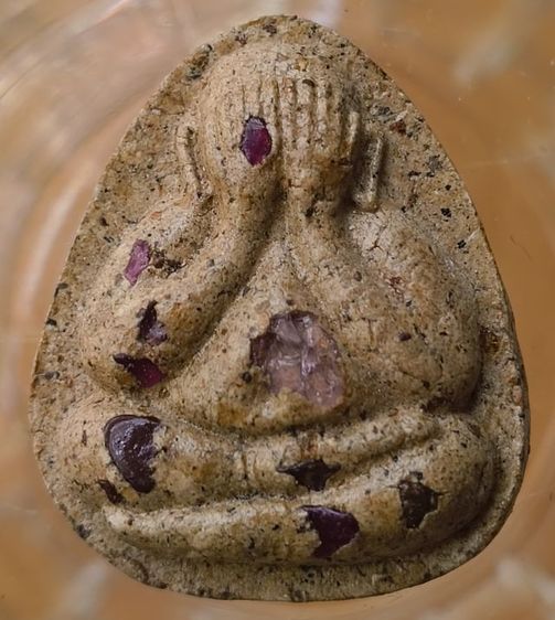 พระกรุเนื้อดิน พิมพ์พระขุนแผนเก่าค่ะ รูปที่ 9