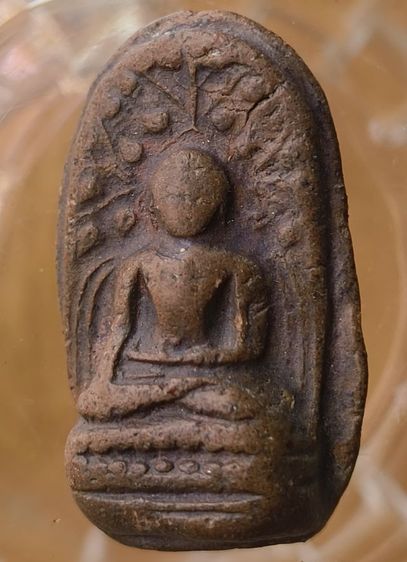 พระกรุขุนแผนไข่ผ่าซีกเนื้อดินอยุธยาค่ะ รูปที่ 5