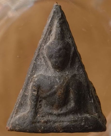 พระกรุนางพญาเนื้อดินแห้งเก่าค่ะ