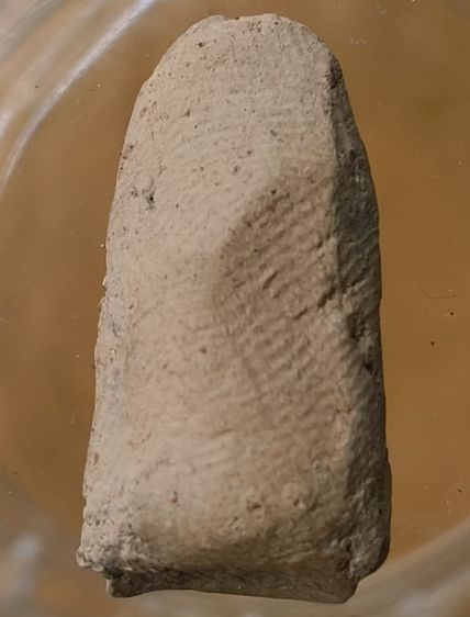 พระรอดเกจิเนื้อแห้งเก่าค่ะ รูปที่ 4