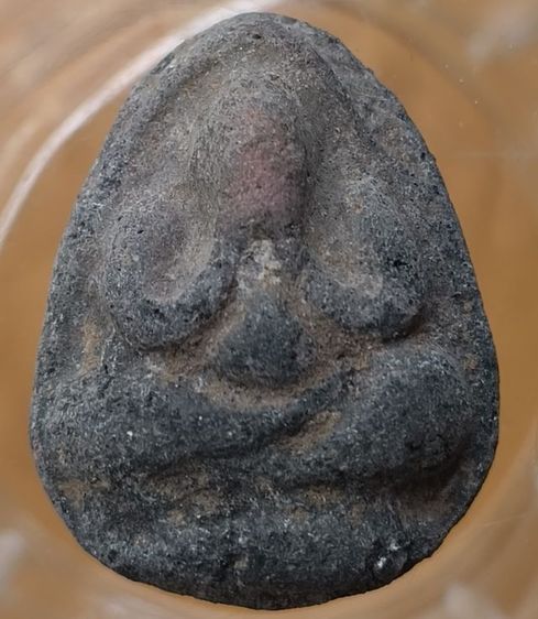 พระหลววพ่อโตเนื้อดินเก่าค่ะ รูปที่ 9