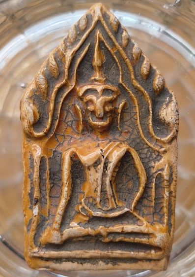 พระผงว่านหลวงปู่ทวดเนื้อแห้วสวยค่ะ