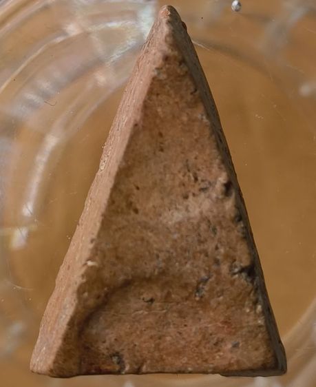 พระนางพญากรีบบัวเนื้อดินเก่าค่ะ รูปที่ 2