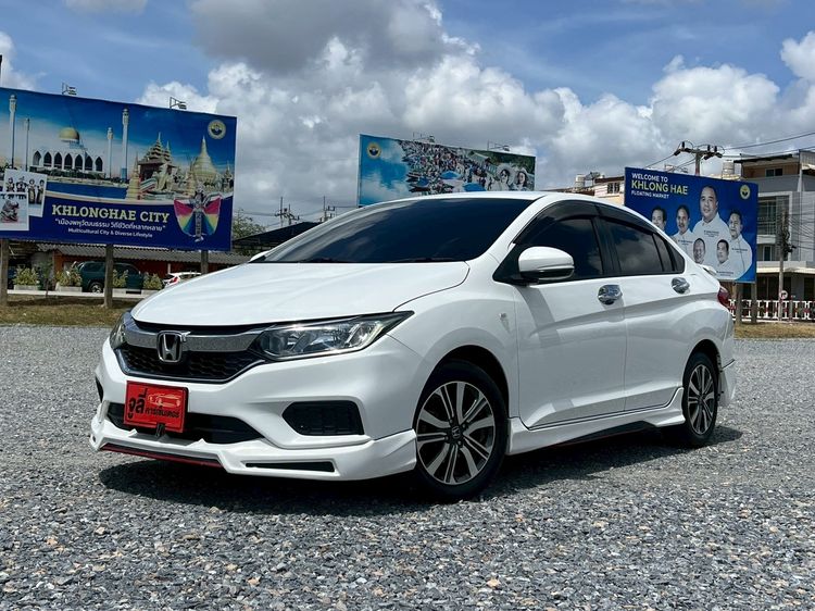 Honda City 2017 1.5 V i-VTEC Sedan เบนซิน ไม่ติดแก๊ส เกียร์อัตโนมัติ ขาว รูปที่ 2