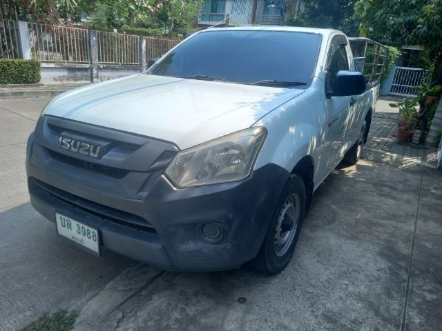 Isuzu D-MAX 2016 1.9 S Pickup ดีเซล ไม่ติดแก๊ส เกียร์ธรรมดา ขาว รูปที่ 3