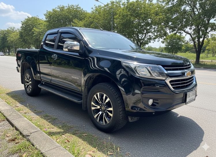 รถ Chevrolet Colorado 2.5 LTZ Z71 สี ดำ