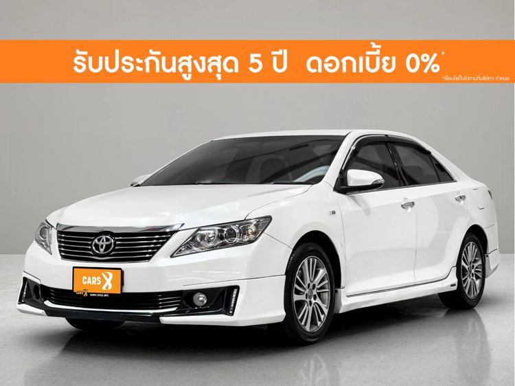 รถ Toyota Camry 2.0 G Extremo สี ขาว
