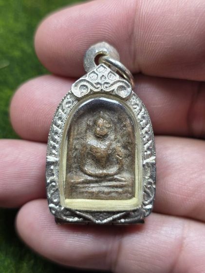 พระซุ้มกอกรุกำแพงเพชรเก่าๆ