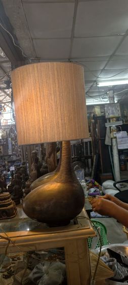 โคมไฟทองเหลือง รูปที่ 3