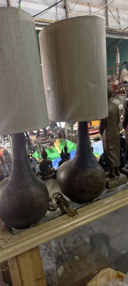 โคมไฟทองเหลือง รูปที่ 12