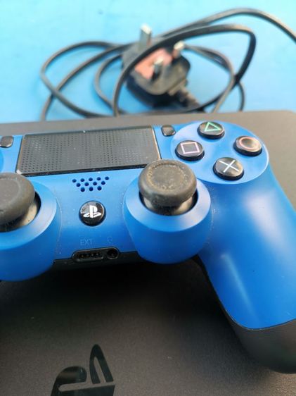 playstation​4.super slimรุ่นบาง500gbมือสองไม่มีกล่องใช้งานได้ปกติตำหนิตามรูปเลยครับถ่ายไว้ให้หมดแล้ว รูปที่ 6