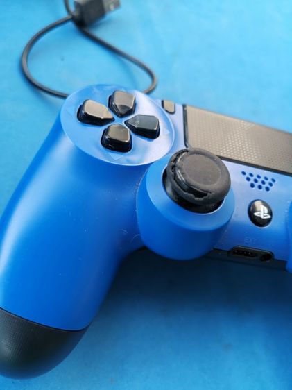 playstation​4.super slimรุ่นบาง500gbมือสองไม่มีกล่องใช้งานได้ปกติตำหนิตามรูปเลยครับถ่ายไว้ให้หมดแล้ว