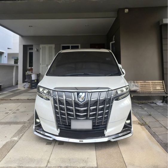 รถ Toyota Alphard 2.5 Hybrid สี ขาว