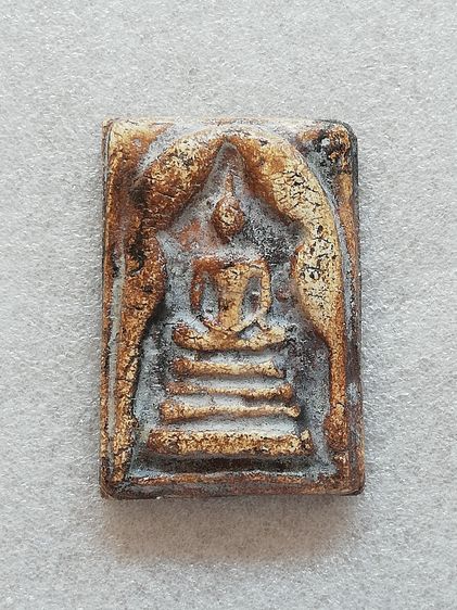 พระกรุเก่าคละพิมพ์ 8 องค์ 400- ส่งฟรี ชุดที่1 รูปที่ 8