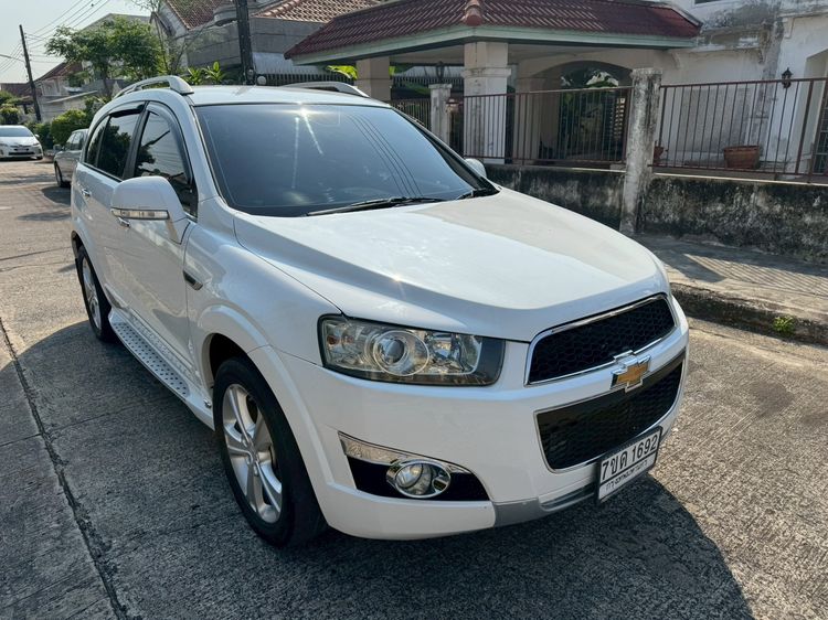 Chevrolet Captiva 2013 2.0 LTZ 4WD Utility-car ดีเซล ไม่ติดแก๊ส เกียร์อัตโนมัติ ขาว รูปที่ 3