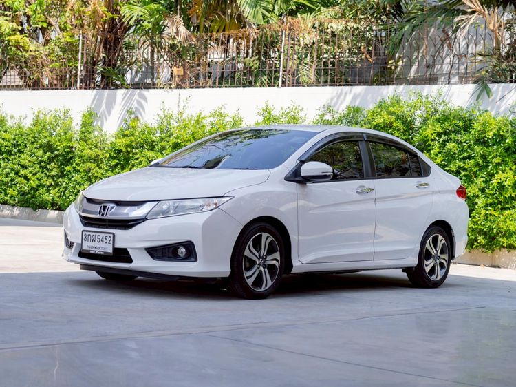 Honda City 2014 1.5 Sv i-VTEC Sedan เบนซิน ไม่ติดแก๊ส เกียร์อัตโนมัติ ขาว รูปที่ 3