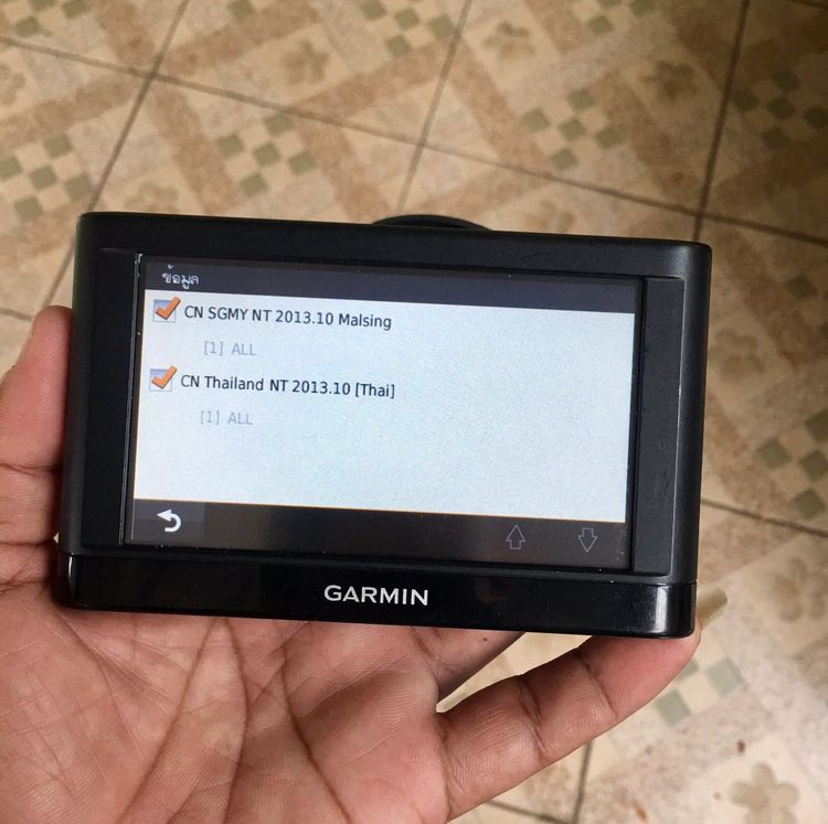 Garmin Nuvi42 จอทัชสกรีน4.3นิ้ว ใช้งานได้ปกติ แผนที่เดิมปี2013(ต้องไปอัพแผนที่) แบตเก็บไฟ มีอุปกรณ์ครบ รูปที่ 2