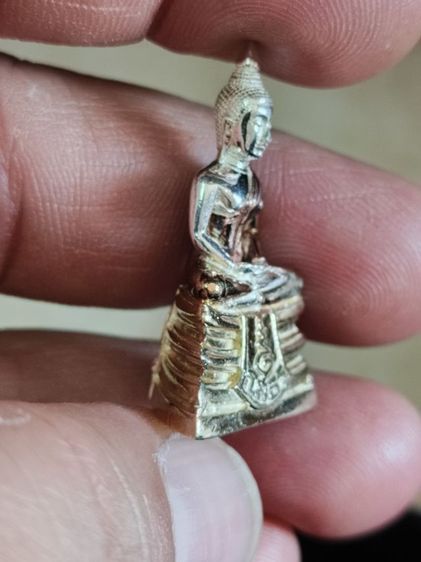 หลวงพ่อโสธร 80ปี กรมตำรวจ เนื้อสามกษัตริย์ 3k สภาพสวย  รูปที่ 4