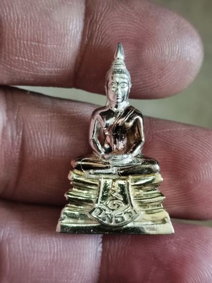 หลวงพ่อโสธร 80ปี กรมตำรวจ เนื้อสามกษัตริย์ 3k สภาพสวย 