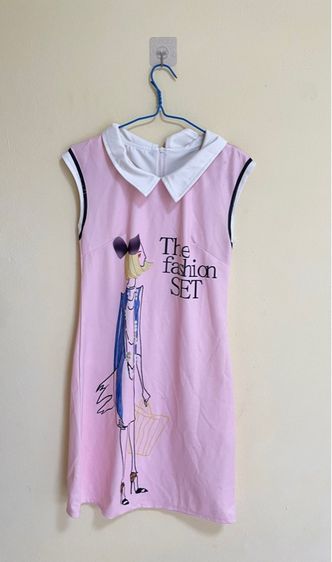 เดรสแขนกุด