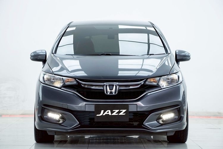 Honda Jazz 2017 1.5 V+ Sedan เบนซิน ไม่ติดแก๊ส เกียร์อัตโนมัติ เทา รูปที่ 3