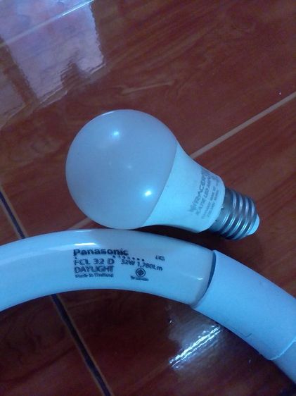 ขายหลอดไฟนีออนกลมและไฟดวง led ราคา 200 บาท รูปที่ 2