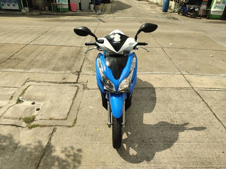 🛵ยังไงก็ขาย CLICK125 i ปี 55 เครื่องดี สีสวย สตาร์ทมือ เล่มชุดโอนครบ+เปลี่ยนถ่ายน้ำมันเครื่องฟรี ส่งฟรี30 ก.ม รูปที่ 4