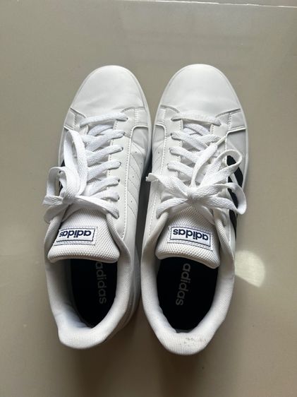 ขาว หนัง PU รองเท้าผ้าใบ UK 9 | EU 43 1/3 | US 9.5 รองเท้า Adidas สภาพ 95 ใช้งานน้อยมาก