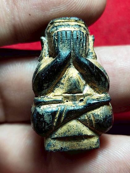 ไม้แกะปิดตาหลวงพ่อโนรี