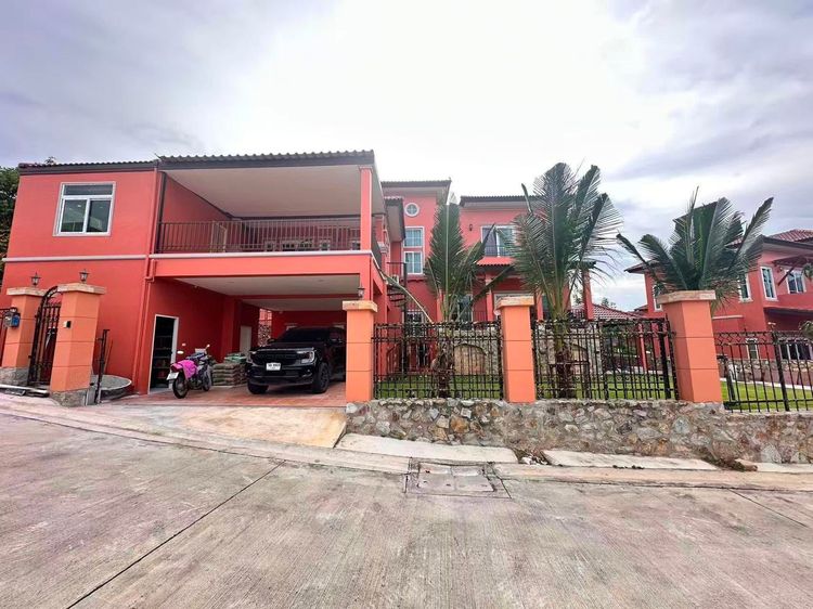 ขายบ้าน หมู่บ้านอัมปิโอ พัทยา 