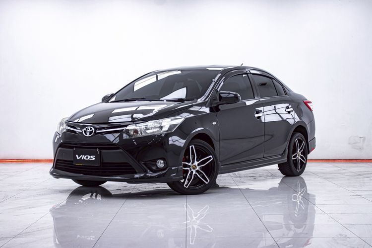 รถ Toyota Vios 1.5 E สี ดำ