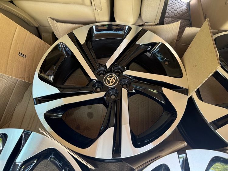 ล้อ 18 yaris cross ตัว top รูปที่ 4