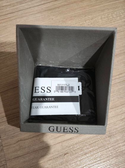 นาฬิกา GUESS เลทสีทอง รูปที่ 2
