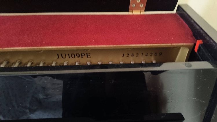 เปียโน รุ่น Yamaha JU109PE รูปที่ 2