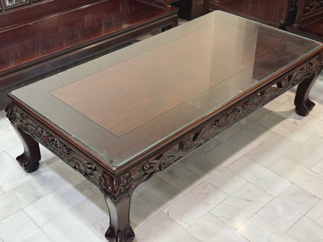 ด่วน 🗃ชุดรับแขก 10 ชิ้นพร้อมโคมไฟ พร้อมขาย ม้านั่งยาว1,เก้าอี้ 4,โต๊ะกลาง 1,โต๊ะวางโคม2,โต๊ะข้าง2 สภาพสวย  รูปที่ 3